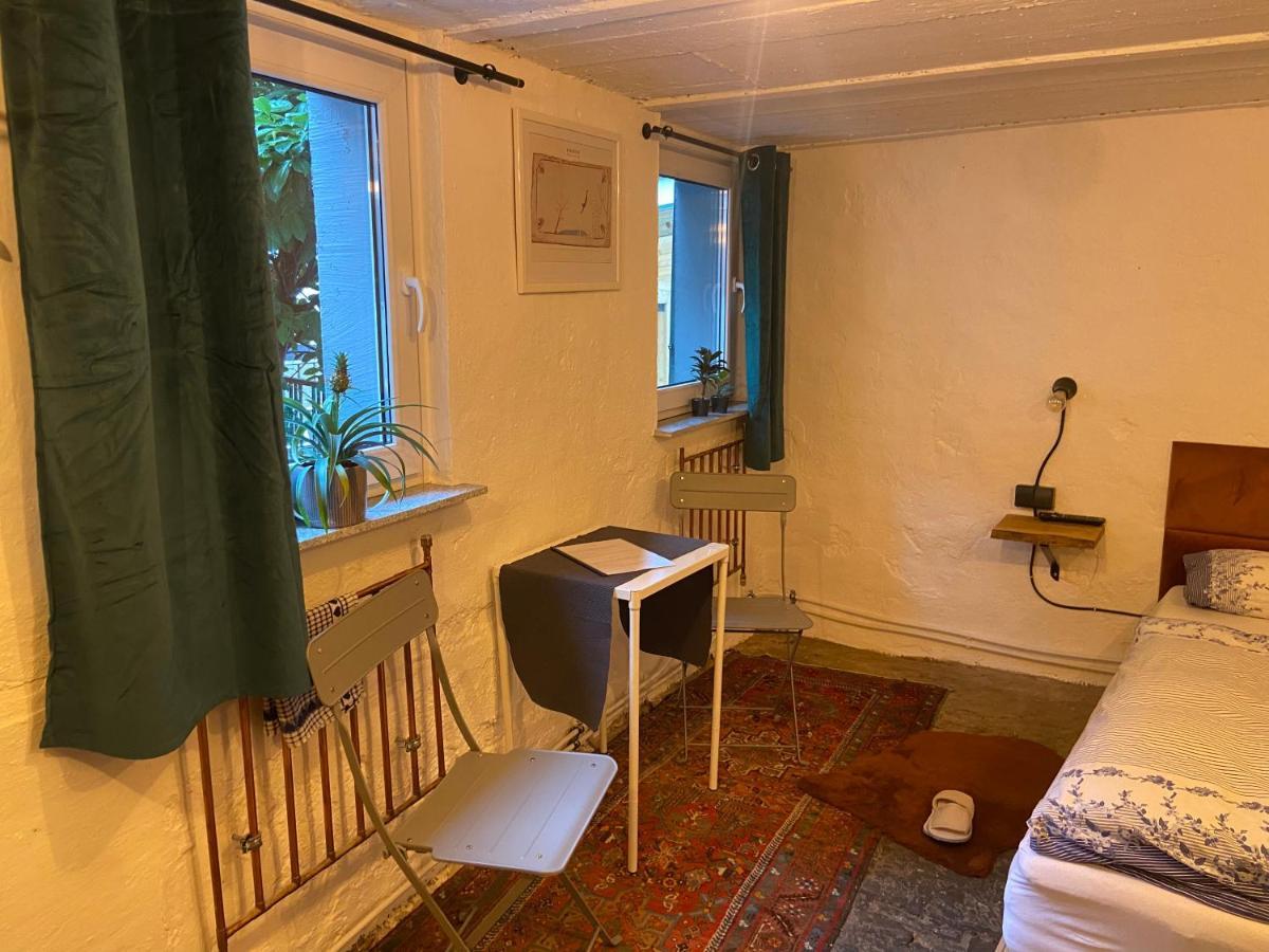 Art Boutique Budget Apartment Im Hinterhof Menden Altstadt Exteriér fotografie